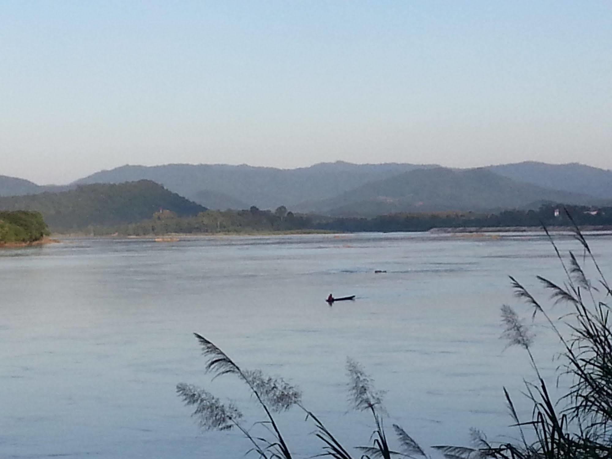 Rim Nam Kong Homestay Pak Chom Exteriér fotografie