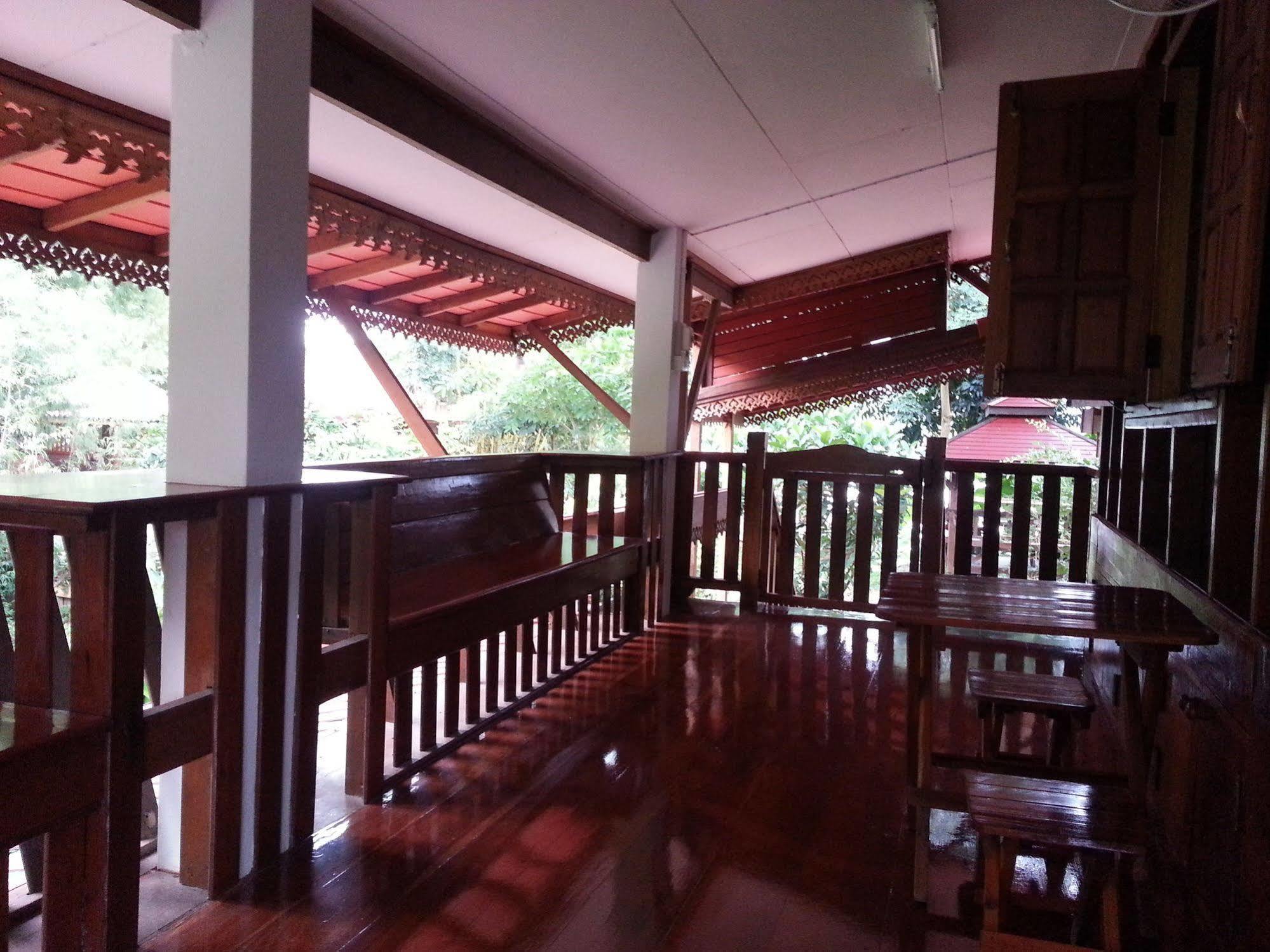 Rim Nam Kong Homestay Pak Chom Exteriér fotografie