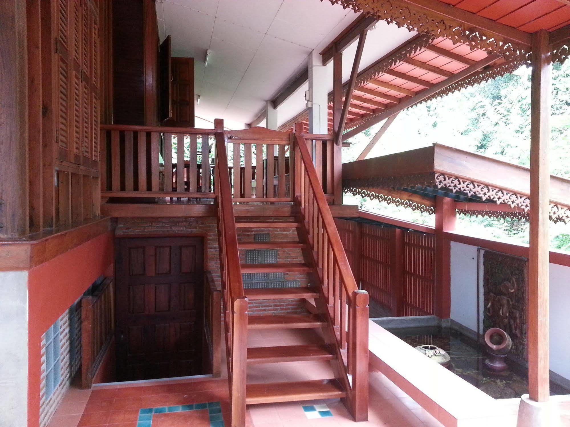 Rim Nam Kong Homestay Pak Chom Exteriér fotografie